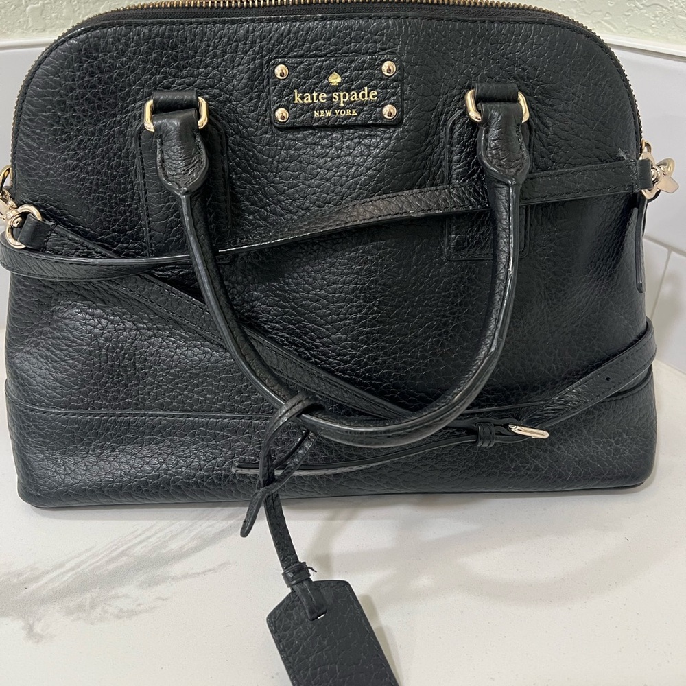 KATE SPADE - Bay Street Small 
Rachelle Bag